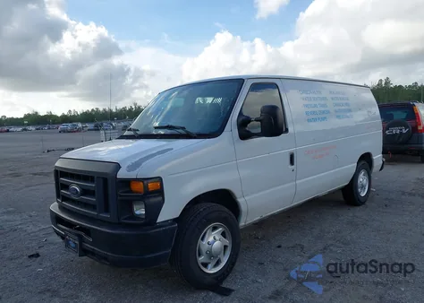 2013 Ford E-150 Commercial z USA, uszkodzony, nr VIN 1FTNE1EW3DDA37892